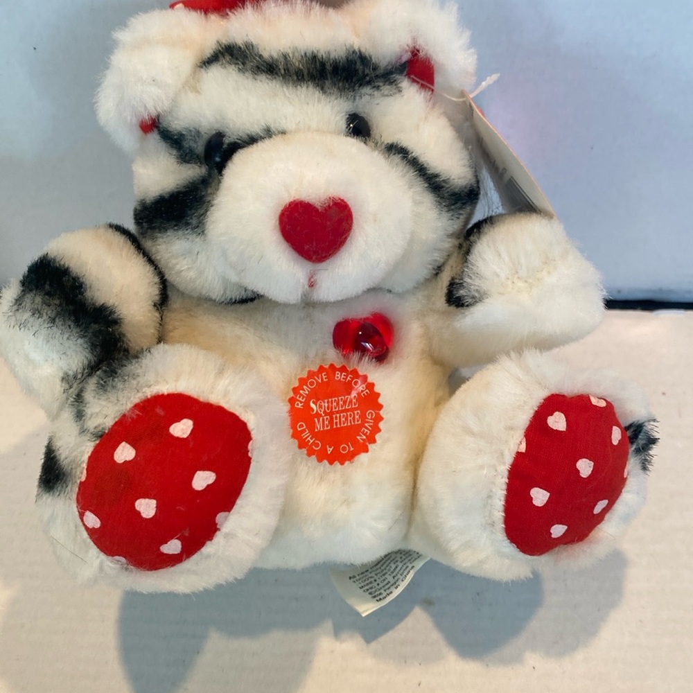 NWT GAF Valentines Cat